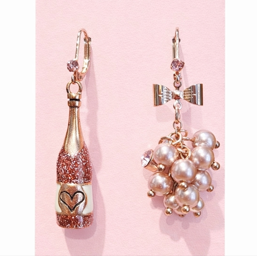 Betsey Johnson Femine Pink Champagne Bottle and Pearl Earrings